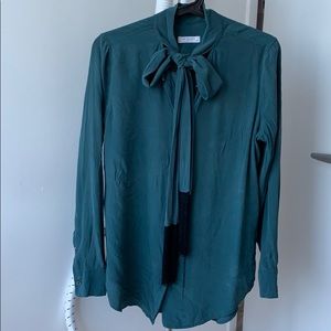 Stylish equipment blouse!